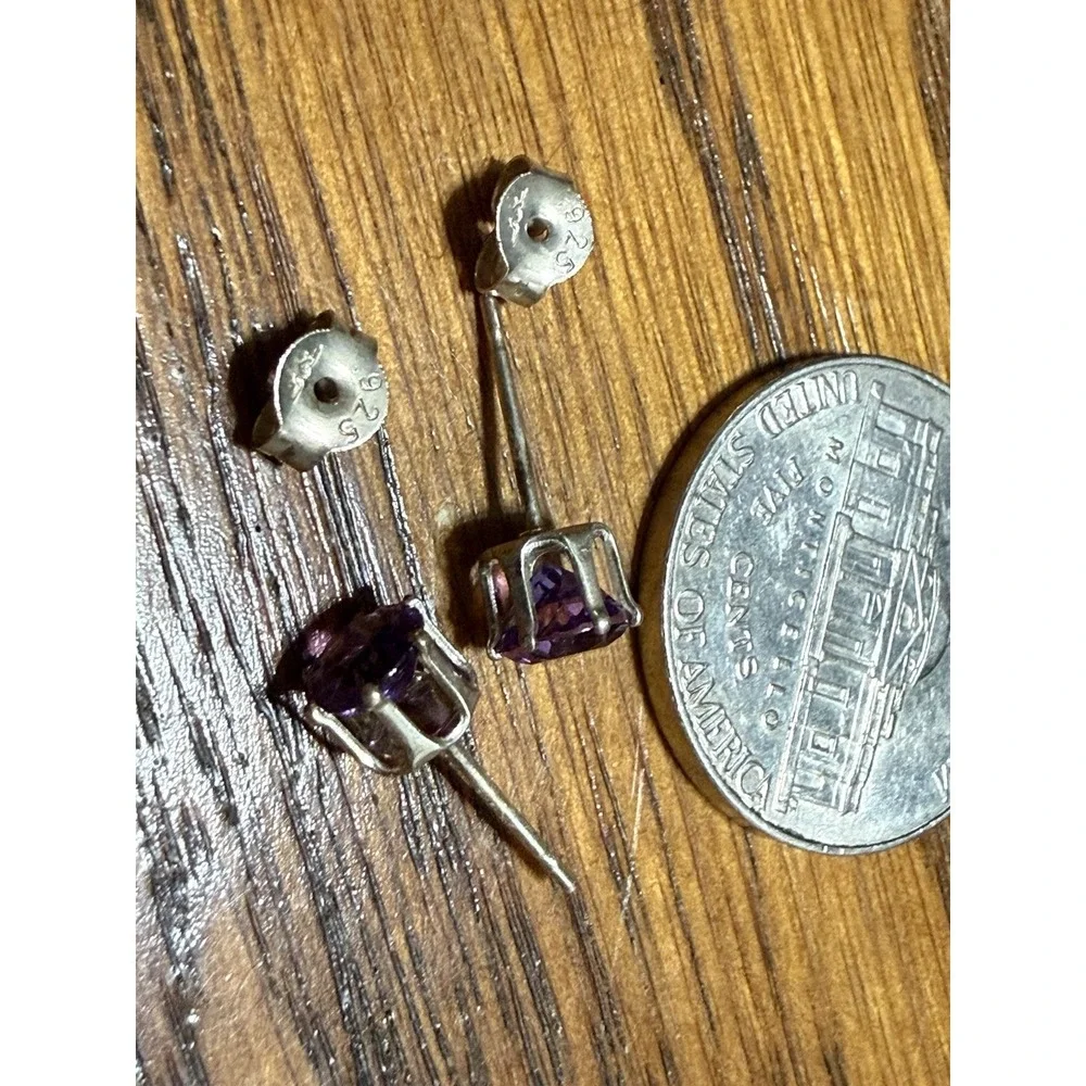 Sterling Silver Round Cut Amethyst Stud Earring